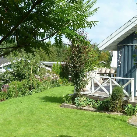 Three-bedroom Holiday In 4